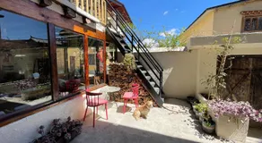 Timeless Inn - Image 3