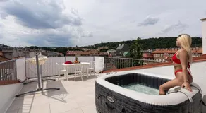 Blue Sky Residence - Image 4