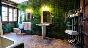 La Mer Hotel - Image 2