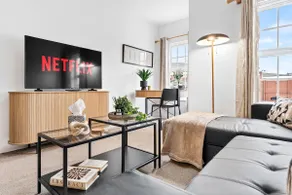 Free Parking | Families | Contractors | Open plan - Image 2