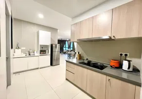 KL Gateway Premium Service Residence At University malaya - Image 4