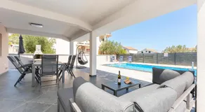 Stunning Home In Banj - Image 2