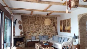 Evia Family House - Image 2