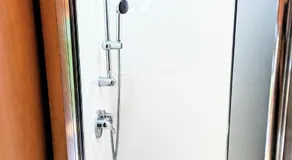 Cypress Caravan Stay - Image 2