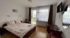 Family Hotel Panorama - Image 2