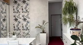 15m Como and 20m Milan Apartment with parking - Image 3