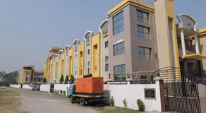 Maryada Maitri Resort -100 Rooms & 3 Banquets - Image 5