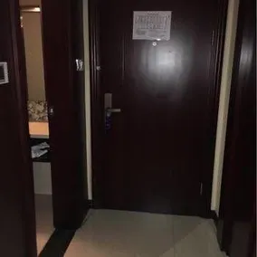 Yinzuo Hotel - Image 2