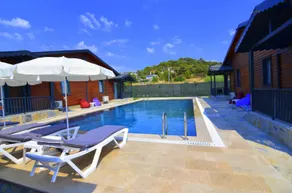 Summertime Bungalows - Image 3