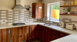 3 bed house near York centre with off road parking - Image 2