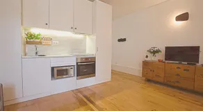 BmyGuest - Almada Garden Apartment - Image 3