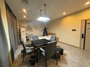 AK eSports Hotel - Image 4