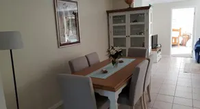 Robyn's Nest - Bed and Breakfast - Image 4