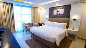 Fiora Hotel - Image 3