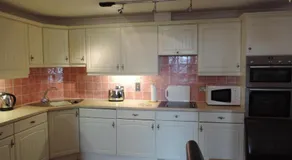Sea Breeze Apartment - Image 5