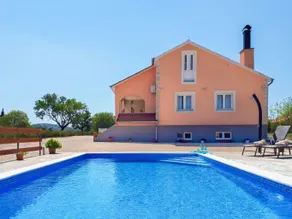 Holiday home Fabio in Dalmatia with swimming pool - Image 4