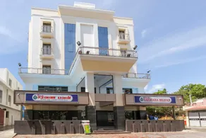 Capital O 47729 Hotel Saravana Bhavan - Image 4