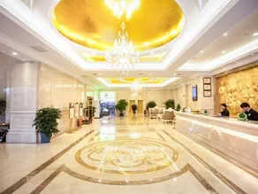 Vienna International Hotel (Huaihua City Government Square Store) - Image 2