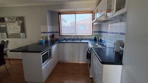 Seabreeze Coast Family Getaway !Caravan/Boat Park - Image 3