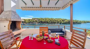 Moenia Apartments - Image 2