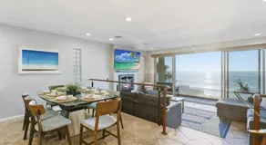 Oceanfront at Windansea Luxe 3-Story Home with Views, AC, Garage - Image 5