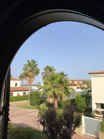 Appartement entièrement équipé avec jardin et terrasse | Vue montagne | Plage à proximité | Avec animaux bienvenus - Image 3