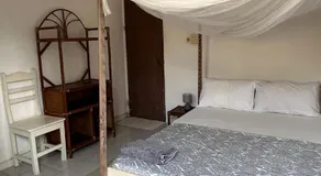 La Nouvelle Guesthouse - Image 2