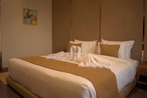 Kamay The Premium Hotel - Image 2