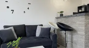 Apartmani Andrić - Stylish & Peaceful Apartment with Free Parking - 10 min Walk to Old Town - Image 4