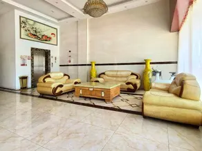 Anyi Fenghe Hotel - Image 4
