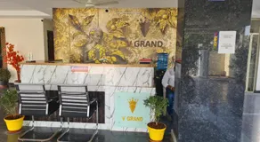 V Grand - Image 2