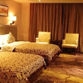 South Bay Hotel - Image 3
