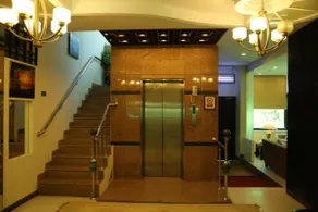 Sunset Suites - Image 3