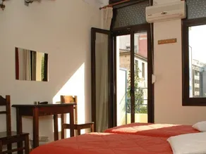 Tempi Hotel - Image 2