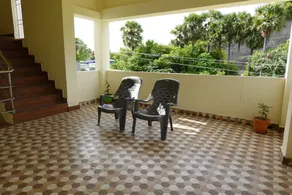 Sivan Paadham Nilayam Guest House - Image 3