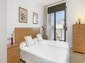 2Kis - Lloret de Mar - Image 2