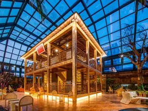 Yinhe Happy World Hotel - Image 4