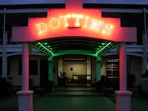 Dottie's Place Hotel & Restaurant - Image 3