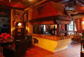 Hotel La Bonne Auberge - Image 5