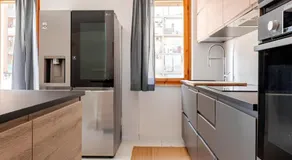 Latina Modern Apartment - Image 4