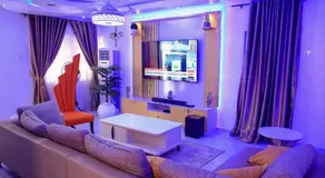 Tasteful 5 bedroom , 2 kitchen, 2 living-room - Image 2