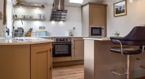 Petals Cottage - Image 3
