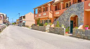 Vicky’s Luxury Apartment Sidari - Image 3