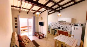 Floripa Beach House Hostel - Image 2