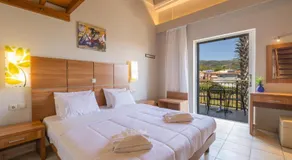 Klonis Hotel - Image 2