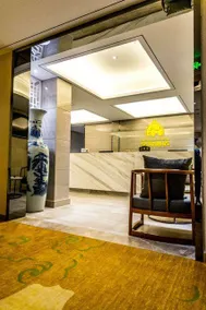 Emperor Hotel (Chongqing Mixc City Xiejiawan Light Rail Station) - Image 2