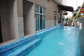 Sea Lion Firefly Concept Hotel Kuala Selangor - Image 5