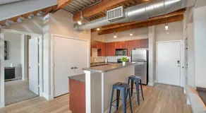 Cowboy Live, Laugh, & Loft Fort Worth 2 bedroom Loft Downtown - Image 4