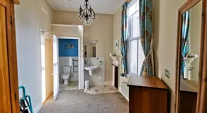 Treventon Guest House - Image 4