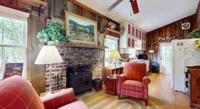 Dreamy Farmhouse - Image 4